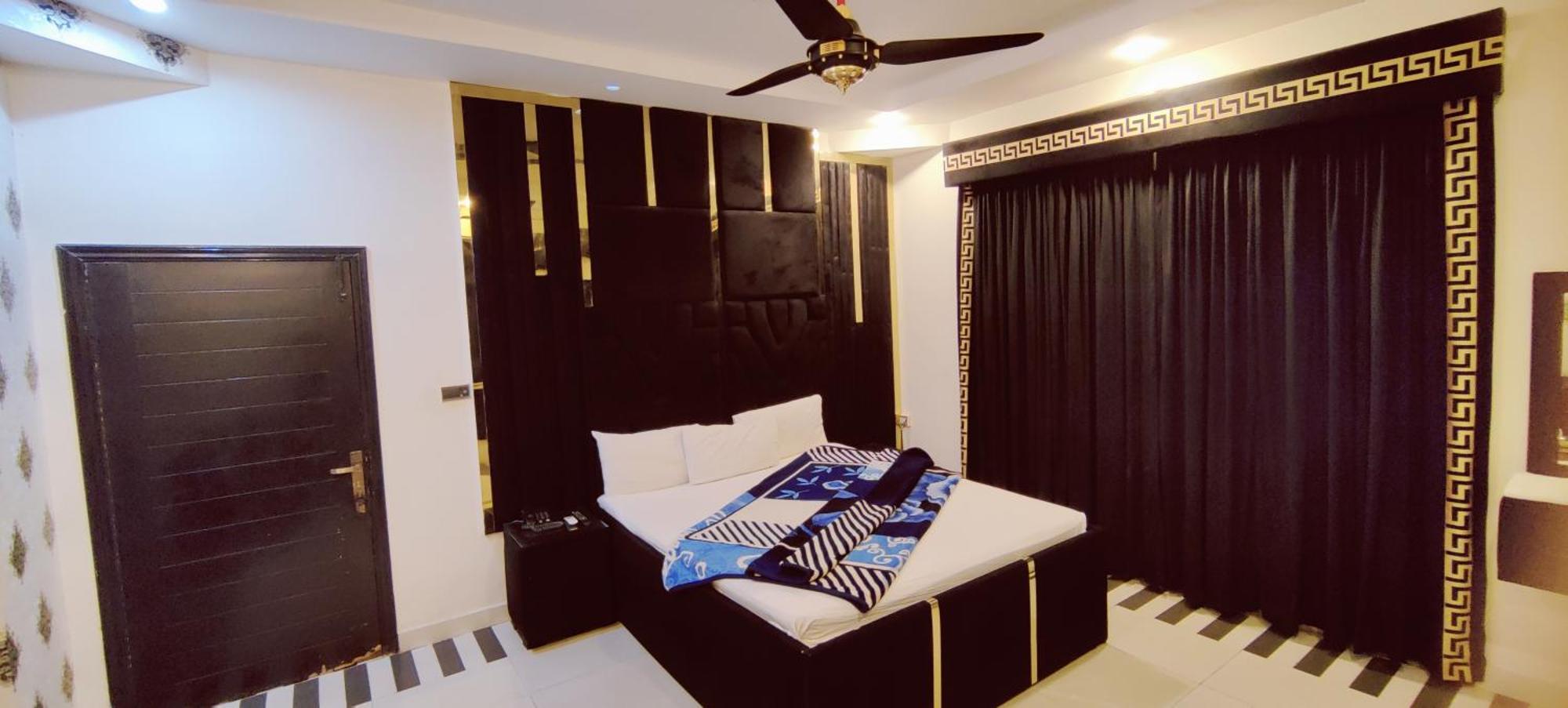 Hotel De Smart Multan Luaran gambar